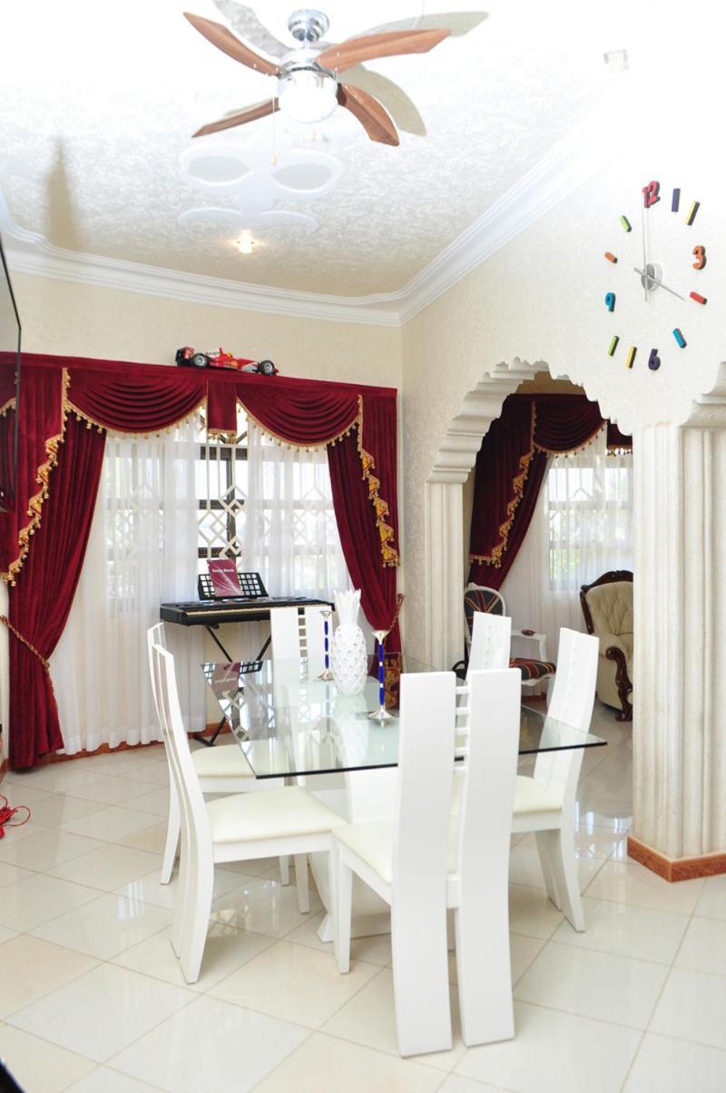 Plot 4 Kavuma Close Villa Kampala Exterior foto