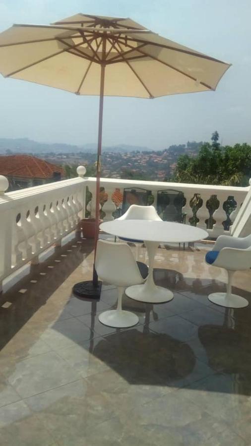 Plot 4 Kavuma Close Villa Kampala Exterior foto